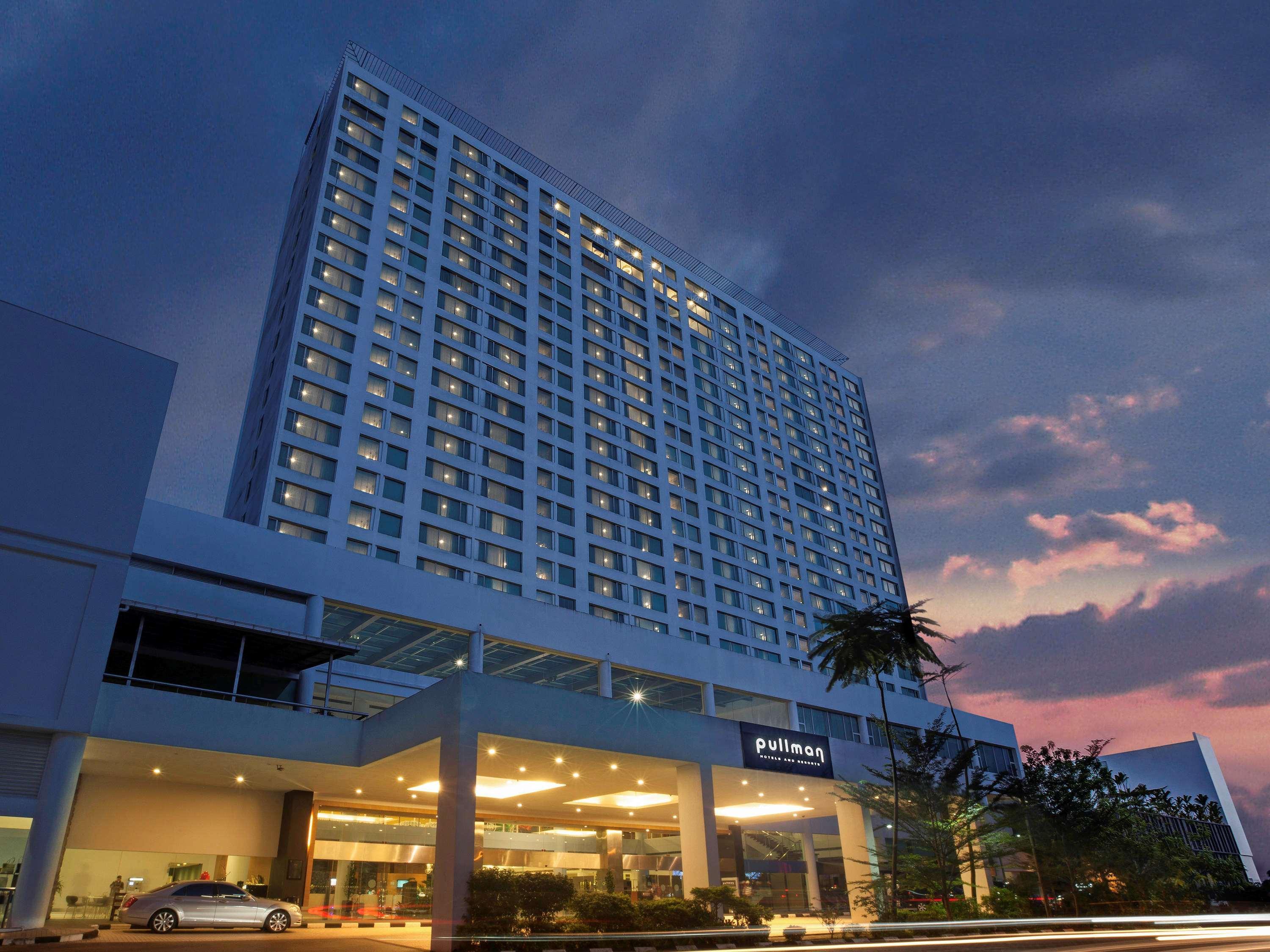 Hotel Pullman Kuching Exterior foto