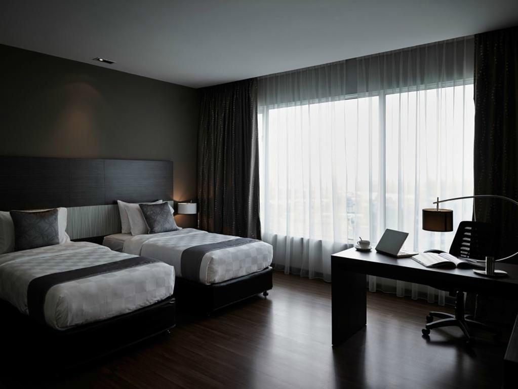 Hotel Pullman Kuching Exterior foto Deluxe Room